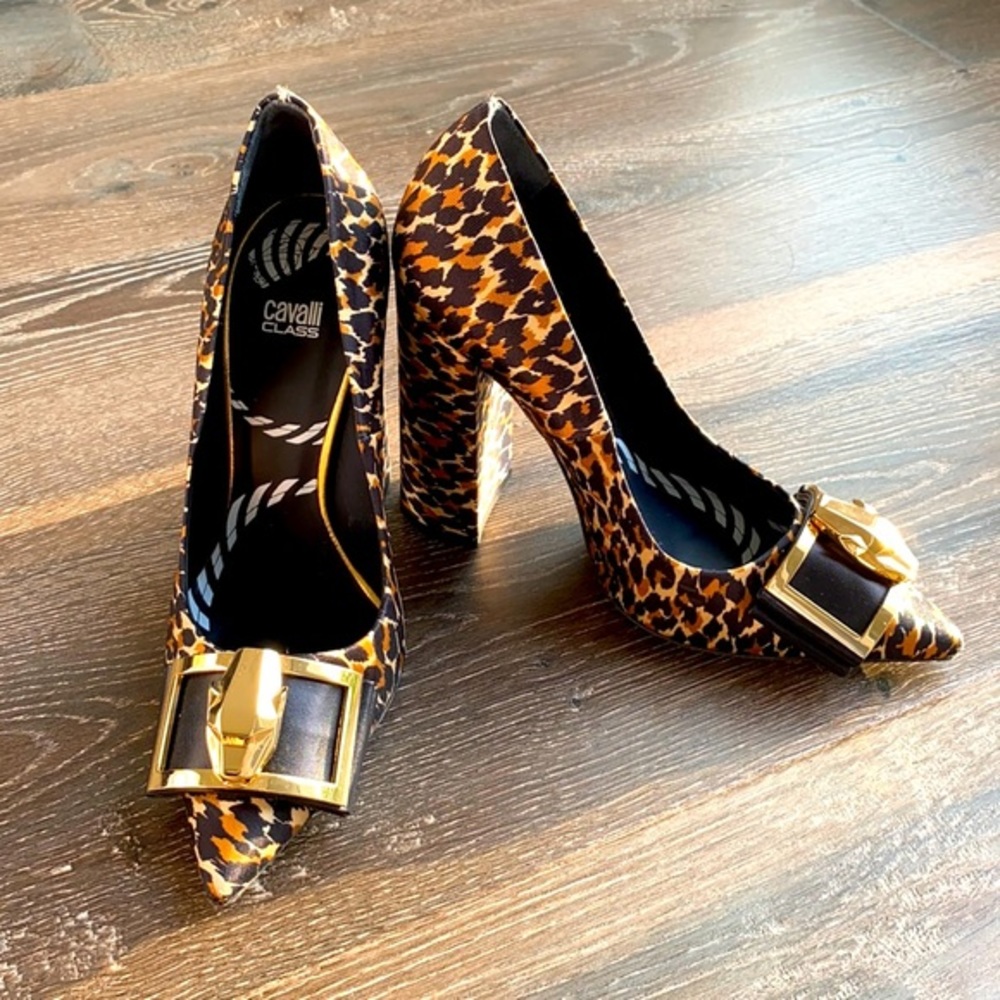Roberto Cavalli Class Satin Gold Leopard Platform Block Pumps Heels 37 7